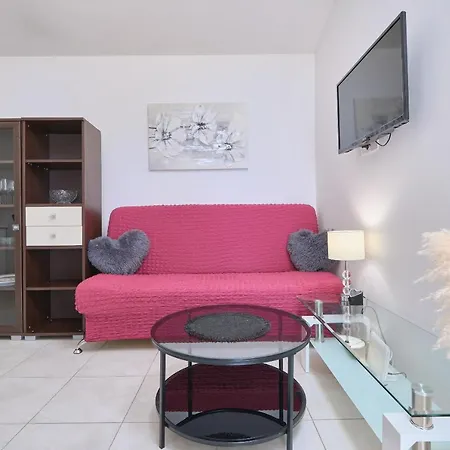 House Roza * Podstrana